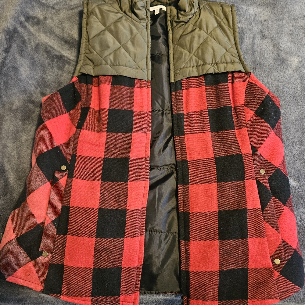 Maurices Black Quilted Vest